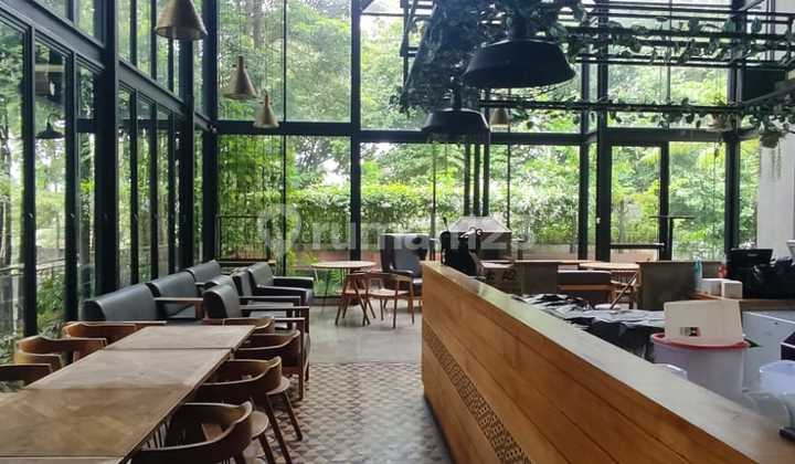 Business Space / Cafe in Ciumbuleuit Wing, Bandung