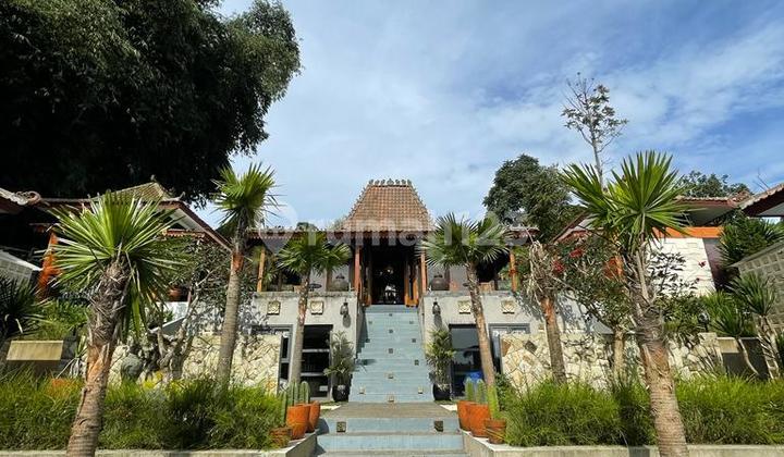 Villa With Pool Air Hangat, Pagerwangi, Lembang