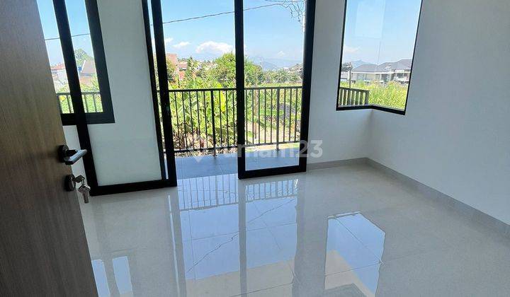 Rumah Baru Minimalis Modern Di Belakang Setraduta Bandung Utara 1