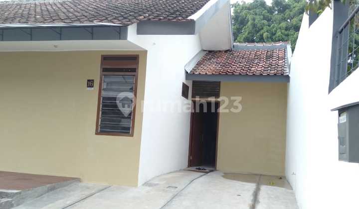 1-Story Ready-to-Live-in House, Sumber Sari Back Area, Bandung 2