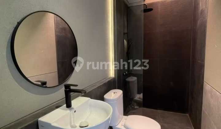 Minimalist House in Sayap Margahayu Fully Furnished 2