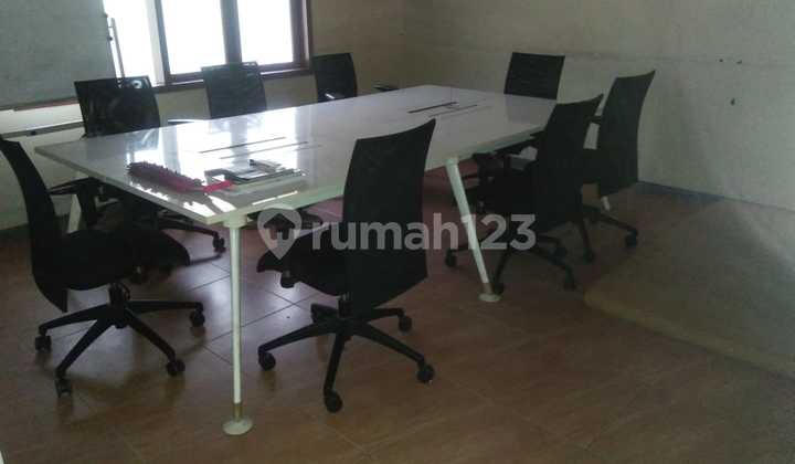For Rent: Strategic House and Office in the Center of Bandung City 2