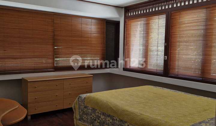 Rumah Minimalis Hitung Tanah di Sayap Hegarmanah, Ciumbuleuit 2