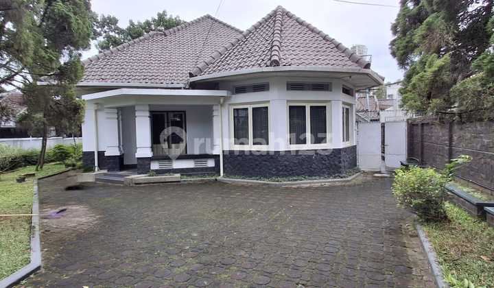 Rumah Heritage Luas di Sayap Veteran Bandung 1