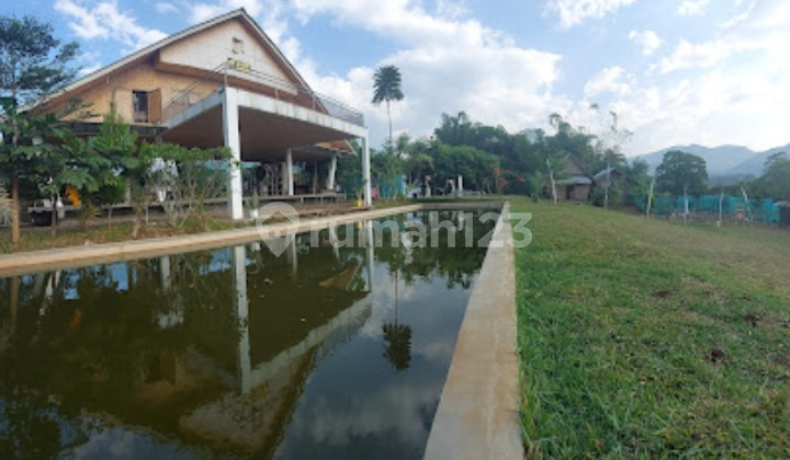 Villa Luas Terdapat Cafe dan Playground Porum Burangrang, Bandung