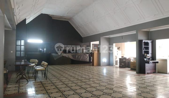 Rumah Usaha Luas Strategis di Sayap Dago Rumah Usaha Luas Strategis di Sayap Dago