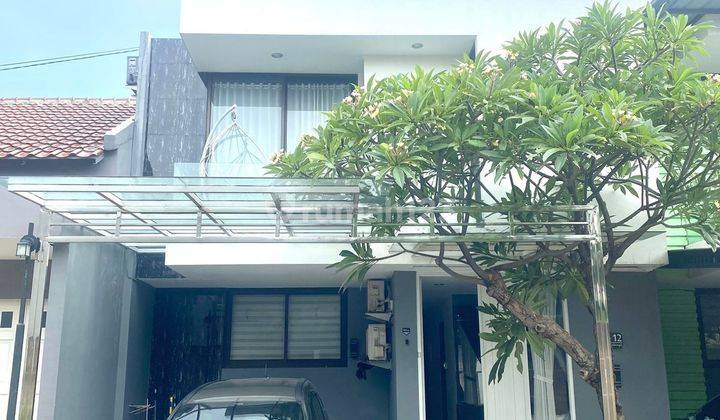 Wow Kereen Rumah Cantik 2 Lantai Bagus Furnished Bebas Banjir Strategis di Jatiwaringin Pondok Gede Bekasi, Bekasi