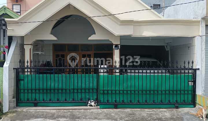 Dijual Rumah Hitung Tanah di Siwalankerto Dekat Petra