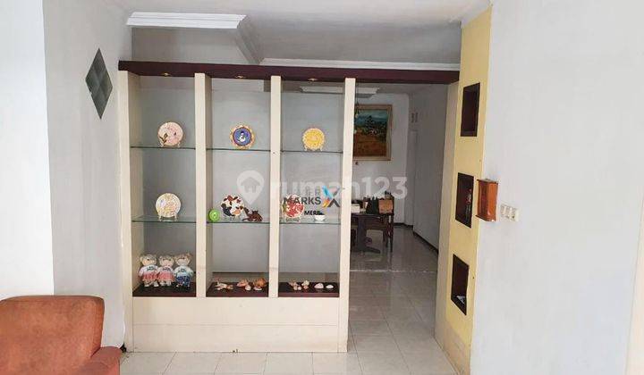 Dijual Rumah Siap Huni di Dharmahusada Mas Furnished 2