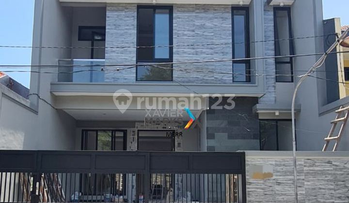 Rumah Daerah Mulyosari Depan Taman Baru Gress 1
