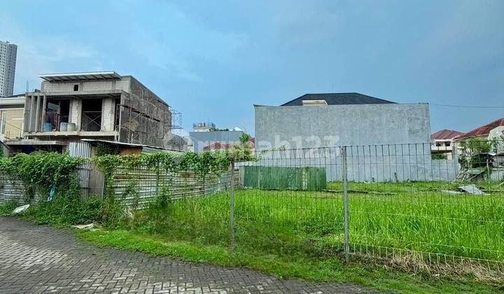 Ready-to-build Land Plot for Sale in Dharmahusada Mas Ready-to-build Land Plot for Sale in Dharmahusada Mas