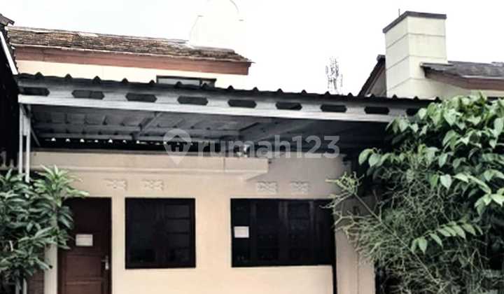 Rumah 2 Lantai, Murah, Rapi, Siap Huni, Modernland, Tangerang.