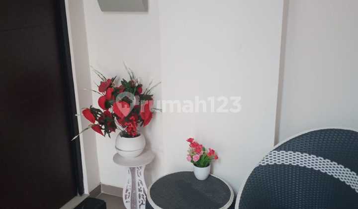 Apartment Green Royal Condo House 2 BR Bagus Furnished 2