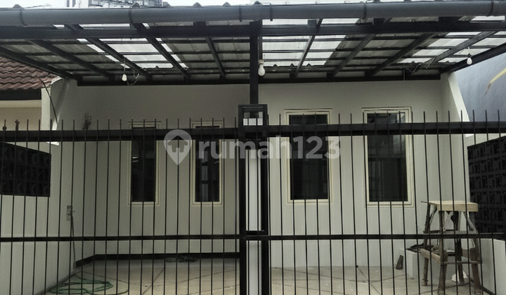 Semi Furnished House in Catalina, Gading Serpong, Tangerang. Semi Furnished House in Catalina, Gading Serpong, Tangerang.