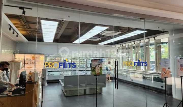 FOR RENT: STRATEGIC COMMERCIAL SPACE BENEATH SAUMATA ALUM SUTERA APARTMENT