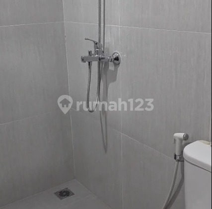 FOR SALE: NEW SEMI-MODERN HOUSE IN SUTERA KIRANA 2