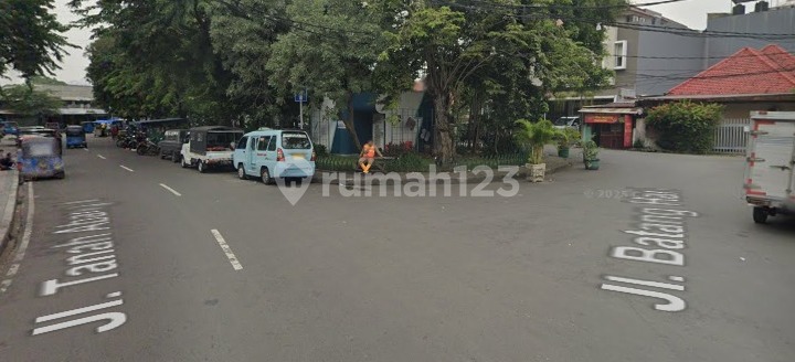 DIJUAL RUMAH MEWAH DI TANAH ABANG  2