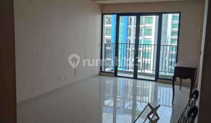 FOR SALE FULLY FURNISHED APARTMENT AT THE HAMPTON'S PARK