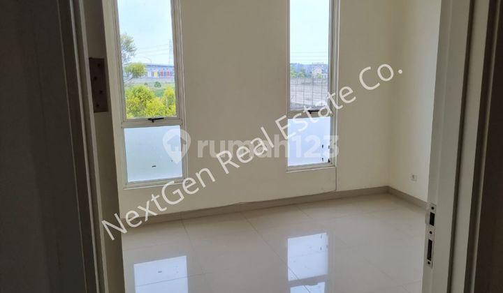 Dijual Rumah Suvarna Sutera Bahana Nomor Cantik 8x20 4