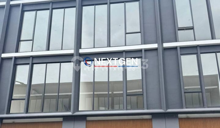 For Rent 3-Story Ruko on Hampton Avenue in Gading Serpong