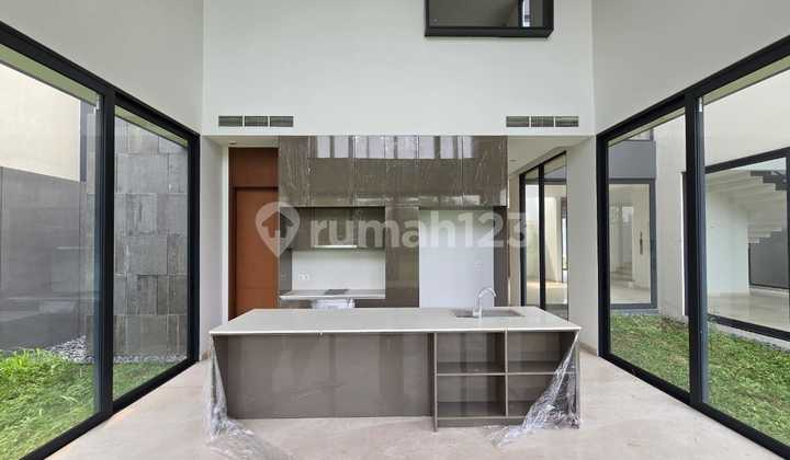 For Rent Super Luxury House Lyndon Navapark BSD For Rent Super Luxury House Lyndon Navapark BSD