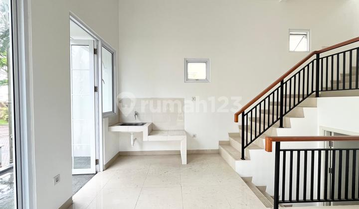 Dijual Cepat Rumah Montana Paramount Land Dekat Pusat Makanan Gading Serpong 2