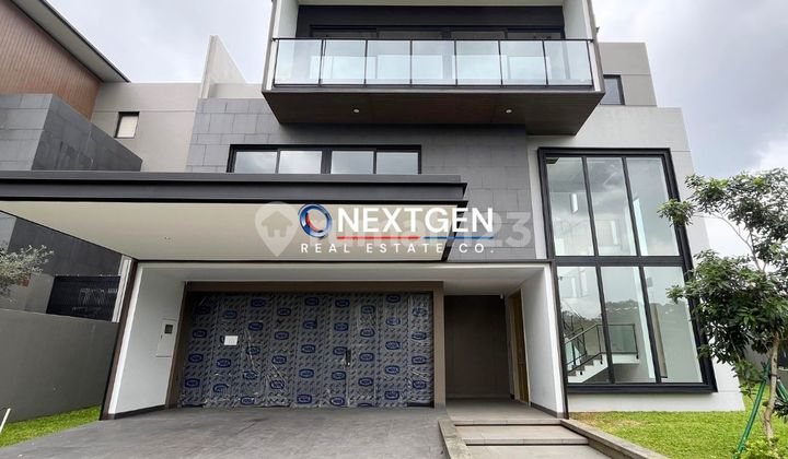 For Rent: Luxury House in Layton Cluster, BSD City, Type 15X26 with Hook.