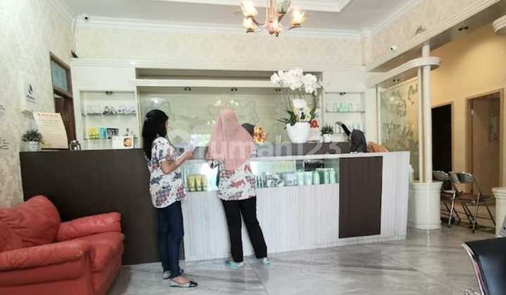 For Sale/Rent Commercial Space Strategic Location Ready to Use For Sale/Rent Commercial Space Strategic Location Ready to Use