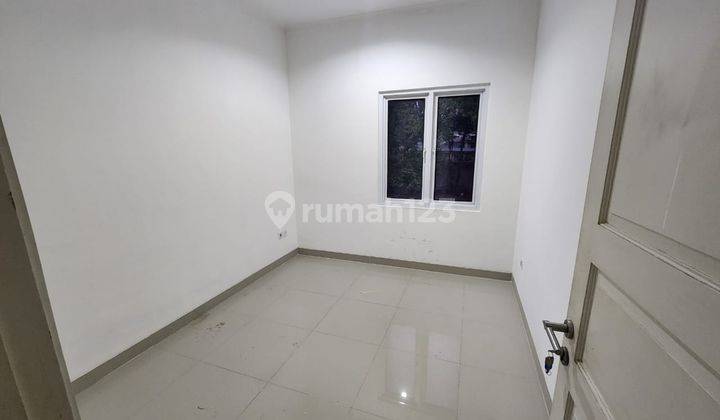 Rumah Hook Rapi Dan Asri Di Bintaro Jaya 2