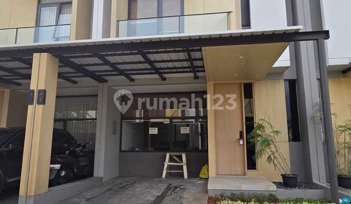 For Rent: Wooden Land House, 6 Meters Wide, Fully Furnished.