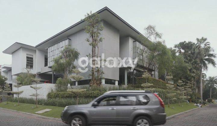 Rumah Modern Minimalis Vila Bukit Regency Pakuwon Surabaya 2,5 Lantai Hook 1