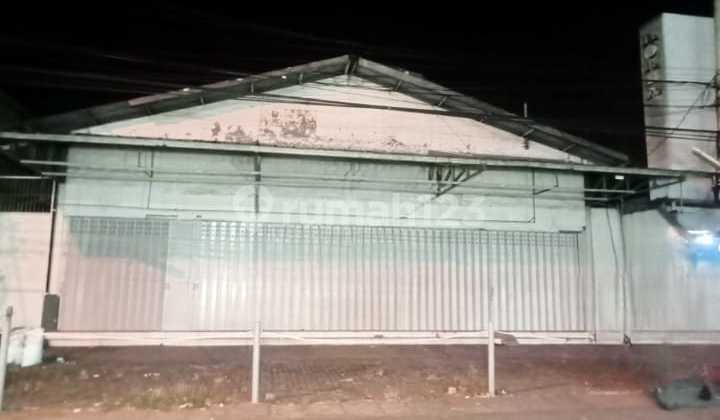 For Rent: Strategically Located Shop House in Gedangan, Sidoarjo AD 1