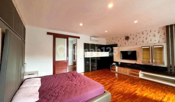 Dijual Villa 6 KT Full Furnish