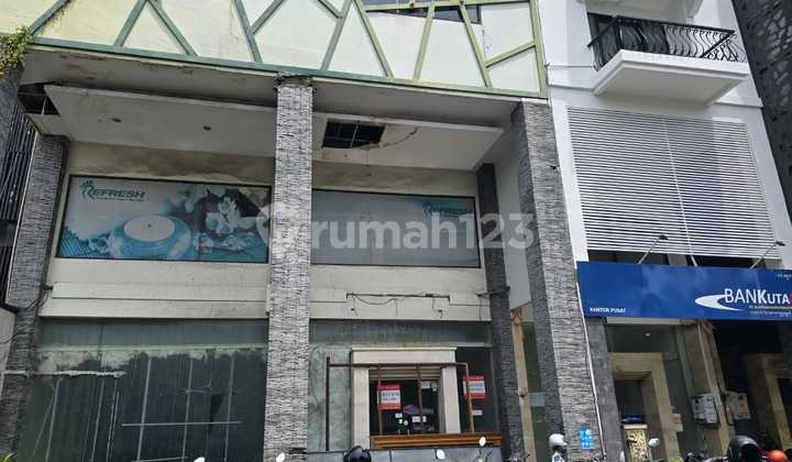 For Sale - 2 Shophouses Combined into 1 | Strategic Location Sunset Road 2