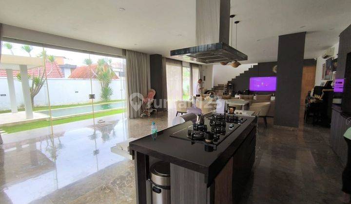 For sale Villa 3 Bedrooms View Mount Tumbak Bayuh Pererenan Bali 2