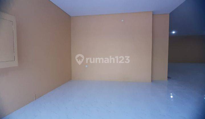 Shophouse for rent on Jalan Baypass Ngurah Rai, Jimbaran 2