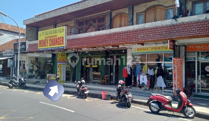 For Sale 2 Land Plots with Total Area 122 M2 Including Building - Badung