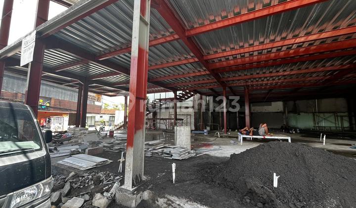 Disewakan Ruko Strategis di Batu Bolong - Area Ramai & Premium