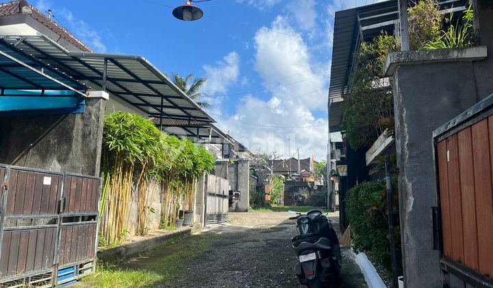 For Sale: 1 Plot of Land & Building - Tabanan Regency