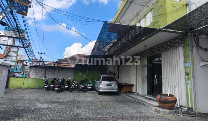 Dijual Segera 2 Ruko 3 Lantai (Tidak bisa Dipisah)