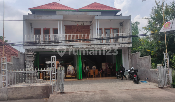 For Sale 1 Plot of Land Area 300 M2 with Building - Buleleng