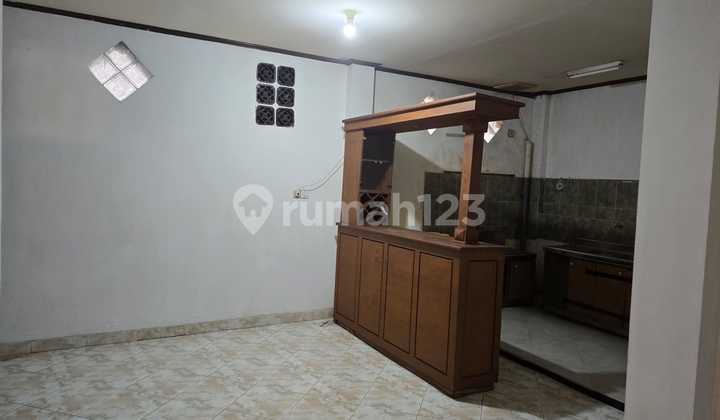 RUMAH 2 LANTAI DI PEMOGAN 2