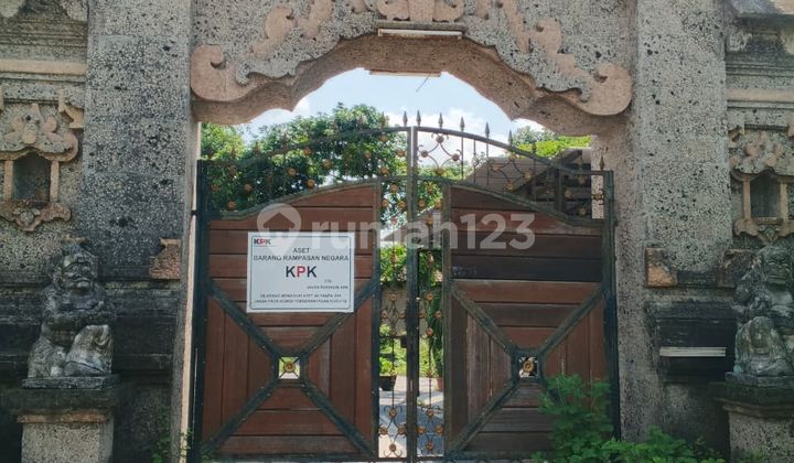 2 Land Plots with Buildings for Sale, Total Area 690 m² - Badung 2 Land Plots with Buildings for Sale, Total Area 690 m² - Badung