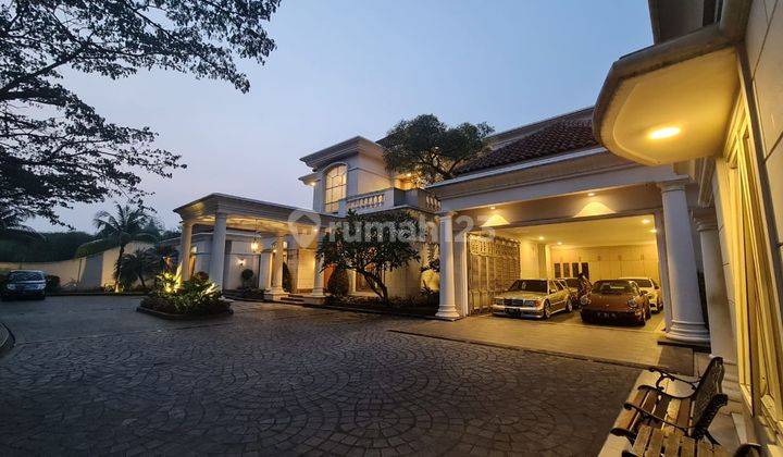 Rumah mewah, asri nyaman di Modernland ada pool 1