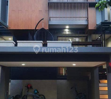 Rumah siap huni Caelus 3lantai ditengah tengah kota BSD  1