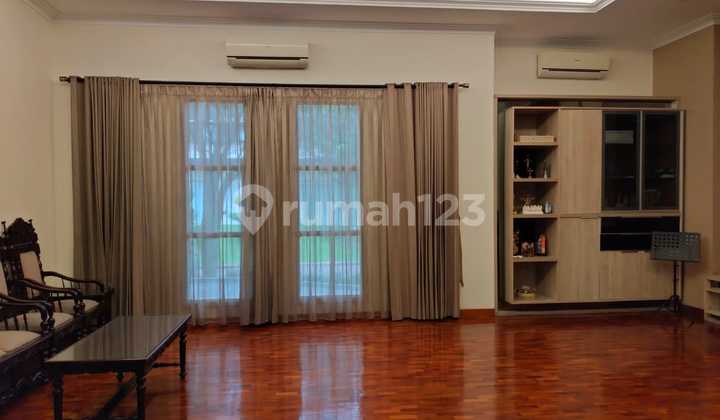 Rumah 3arah mata angin, siap huni bagus, mewah di Alamsutera 7