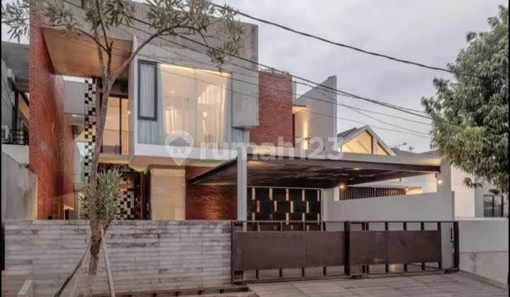 Turun harga rumah 3lantai hadap utara lengkap pool dan fullyfurnished  1