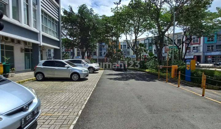 Ruko siap pakai bagus terawat terletak di area komersil scientia  3