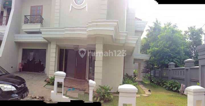 Dijual town house Quebec Mansion full marmer dgn kolam renang  1