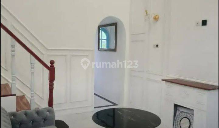 Dijual cepat Villa estetik hadap timur with pool di megamendung  2